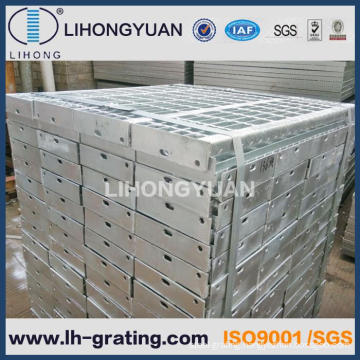 Hot Dipped Galvanized Stair Tread with Non-Slip Nosing